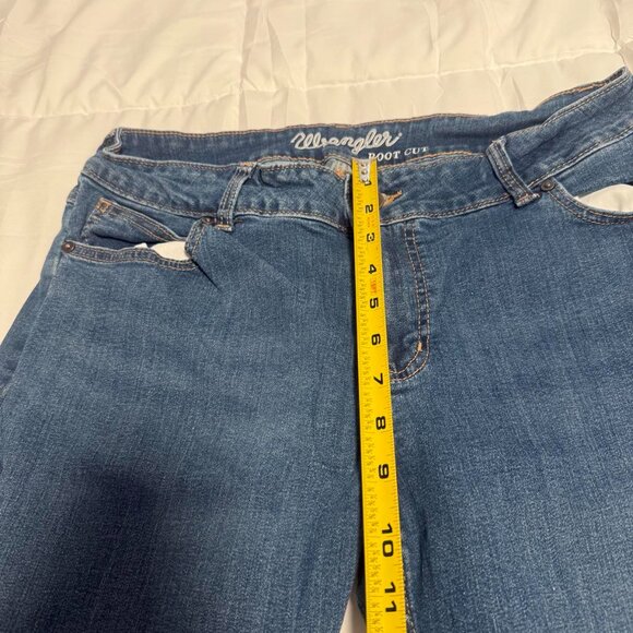 Wrangler Bootcut Jeans Size 13 - Picture 10 of 10